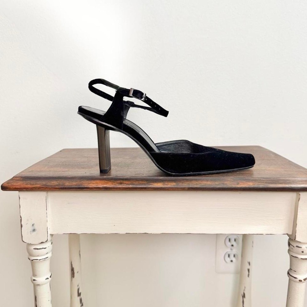 Vintage 90s Y2K DKNY black velvet pointed heel whimsigoth ankle strap